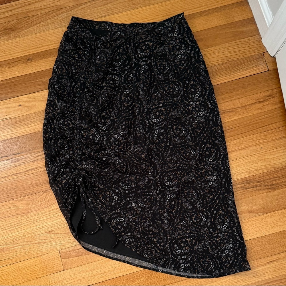 Gianni Bini Black Floral Midi Skirt